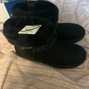 Arizona memory foam boots. (woman)